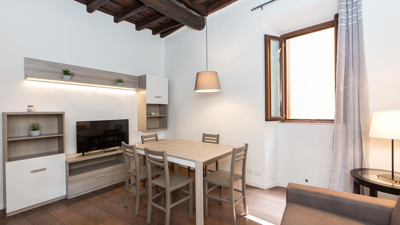 Rental In Rome Pelliccia Exterior photo